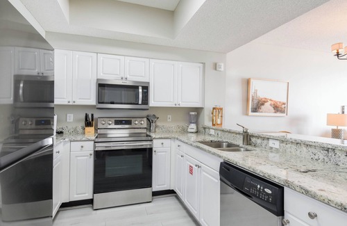 Miramar Beach Condo | Elegant beachfront condo w/extended private balcony! 🐚