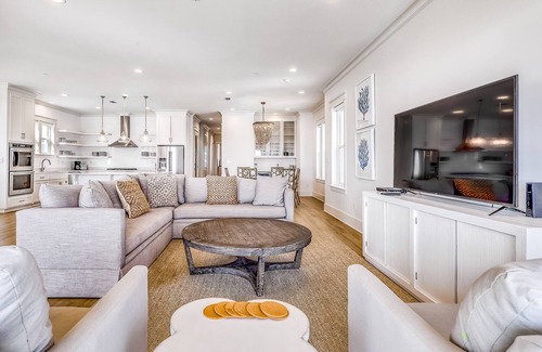 Orange Beach House | Elegant beachfront home w/private plunge pool - steps from the sand