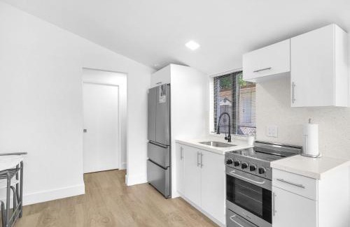 Miami Shores House | Elegant & Brand New Studio in Prime Location