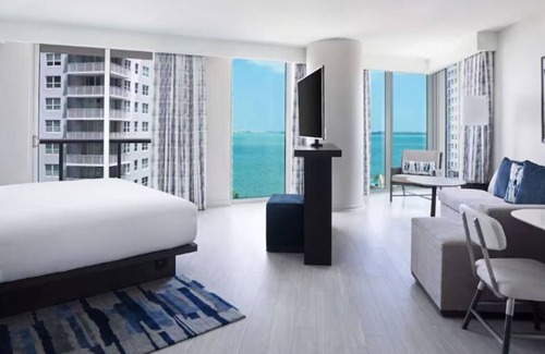 Brickell Hotel | Elegant Brickell Junior Suite w/Pool Access, Bay Views & Dining Steps Away