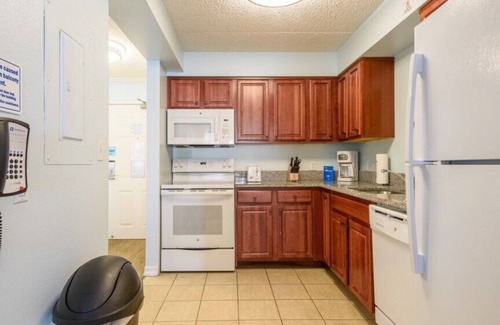 Atlantic City Condo | Elegant Club Wyndham Skyline Tower, 2 Bedroom Deluxe Suite sleeps Six, Enjoy New Jersey's Fascinating Attractions