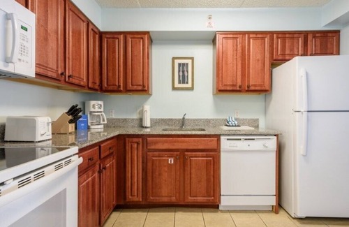 Atlantic City Condo | Elegant Club Wyndham Skyline Tower, 2 Bedroom Deluxe Suite sleeps Six, Enjoy New Jersey's Fascinating Attractions