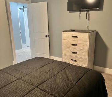 Mapleton/Fall Creek Villa | Elegant & Cozy Near Downtown Indy & Broad Ripple