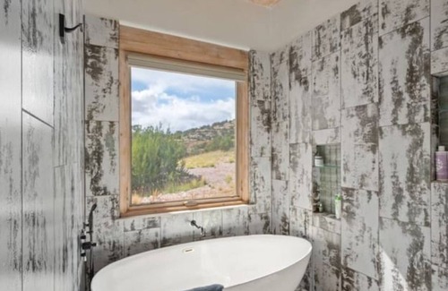Youngsville Villa | Elegant, creative retreat overlooking Lake Abiquiu
