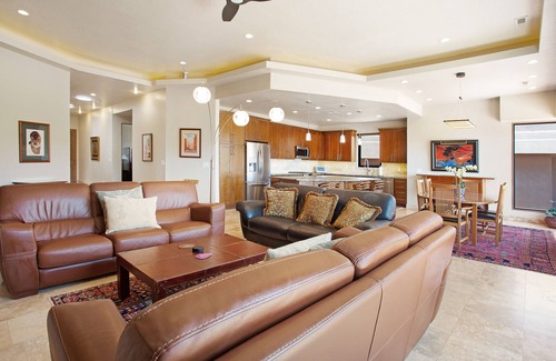 St. George House | Elegant desert escape with stunning red rock views, & free WiFi