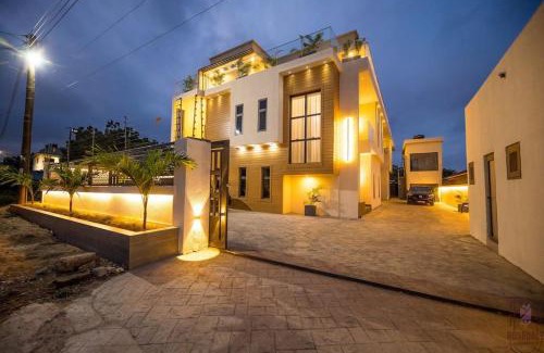 Accra Apartment | ELEGANT DUPLEX @ Rosedale Apartments