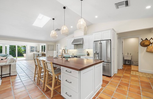 Sanibel House | Elegant East-End Sanibel Retreat with Private Pool & Luxe Interiors