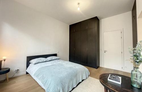 Etterbeek Apartment | Elegant Flat Cinquantenaire