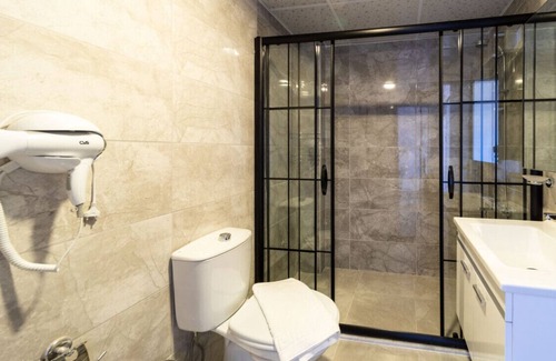 Lara Apartment | Elegant Flat Near Beaches in Antalya