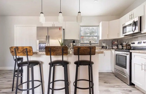 Lauderhill House | Elegant & Fully Updated Home-15min to Las Olas & Beach