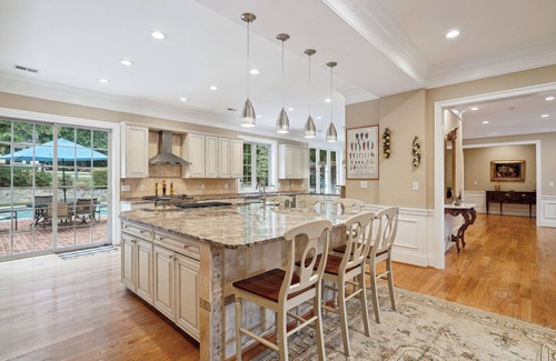 Potomac House | Elegant Georgian Mansion in Potomac Maryland, family house