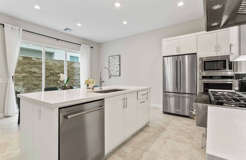 Lake Forest House | Elegant Getaway on Pin Ln - Perfect for Relaxation and Adventure Awaits #41790