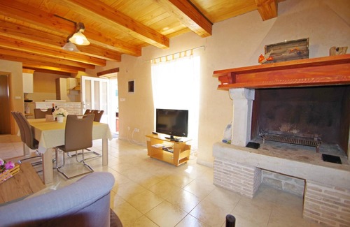 Kavran House | Elegant Holiday House in Village Kavran