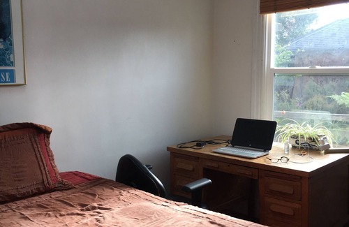 Elmwood House | Elegant Home Minutes to UCBerkeley, Lab bus and Express bus to San Francisco