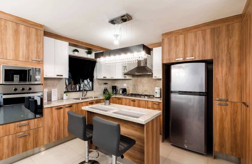 Hermosillo House | Elegant House Altaria, Hermosillo, 3 Bedrooms with Pool