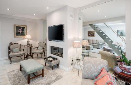 Pembridge Apartment | Elegant house with rooftop terrace