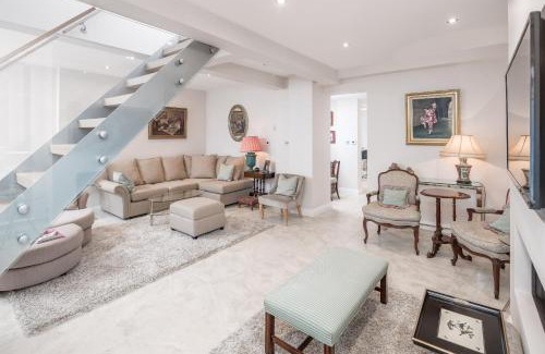 Pembridge Apartment | Elegant house with rooftop terrace