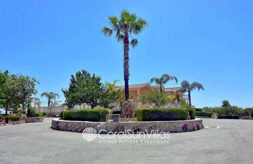 Kathikas Villa | Elegant Huge Villa Large Pool, Ideal For Weddings