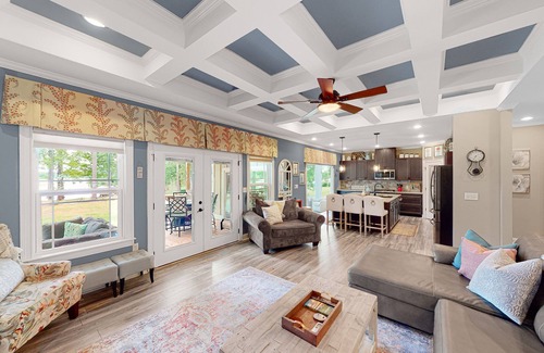 Saluda House | Elegant lakefront home with fast WiFi, large yard & dock