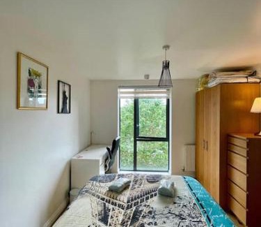 Whittington Apartment | Elegant London 1-Bedroom Flat
