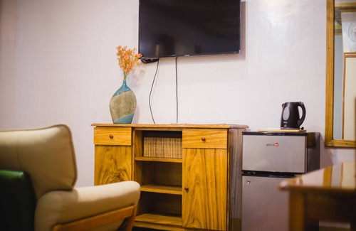 Dipolog Apartment | Elegant & Luxurious Room in Dipolog - Deluxe Suite w/Free Breakfast for two