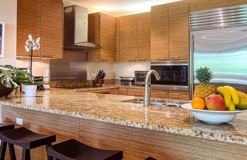 Herreras Apartment | Elegant Luxury Villa, Golf Cart, 2 Pools, Nature Reserve, Full Resort Amenities