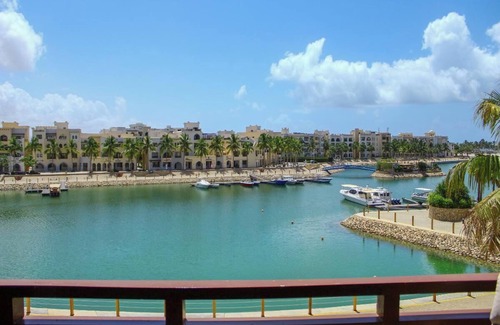 Salalah Apartment | Elegant Marina View Escape