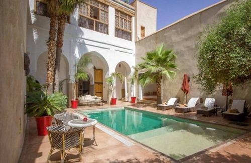 Diour Jdad Villa | Elegant Marrakesh Suite | 1 Bedroom | Sanemi Suite | Spacious Suite with Garden.