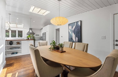 Lake Oswego House | Elegant Mid-Century Modern in the Heart of LO!