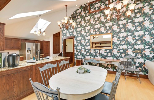 Stockton Springs Villa | Elegant Oceanfront Maine Estate w/Gazebo