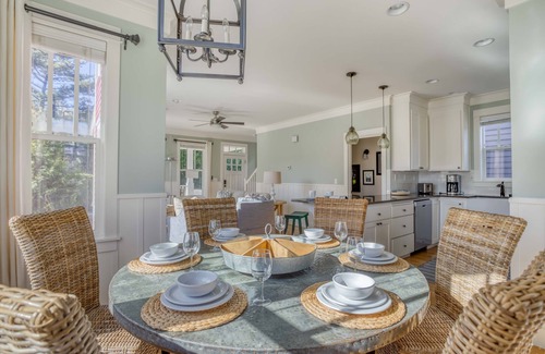 Nelscott House | Elegant Olivia Beach 3-Story has Two Living Spaces, Ocean & Park Views!