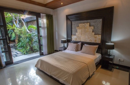 Padangsambian Klod Villa | Elegant Open Style Private Villa near Seminyak 2BR
