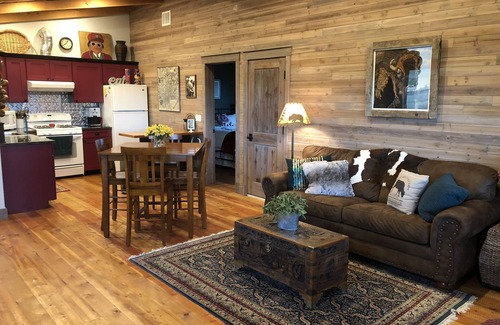 Livingston House | ELEGANT PARADISE TERRACE plus bonusn