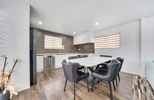 Papatoetoe Apartment | Elegant & Peaceful in Auckland Vicinity