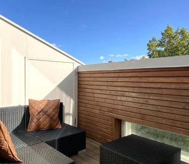 Ullanlinna Apartment | Elegant Penthouse Loft - Center
