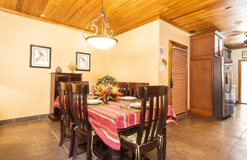 Playa Langosta Condo | Elegant, quiet and secure condo with terrace - Close by Playa Langosta