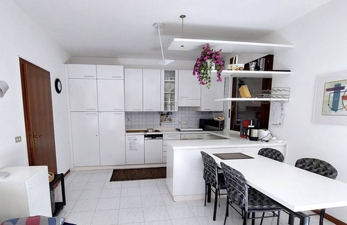 Marciaga Apartment | Elegant quiet apartment, central location near Garda, XL pool