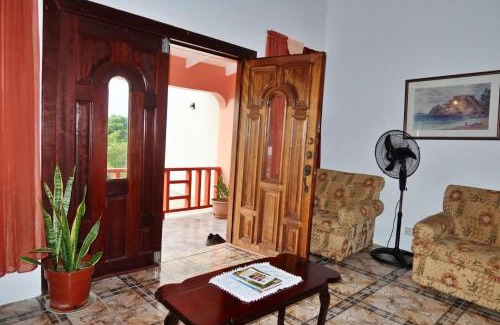 St. George's Apartment | Elegant Rays Apartment- Golf Course , Grenada