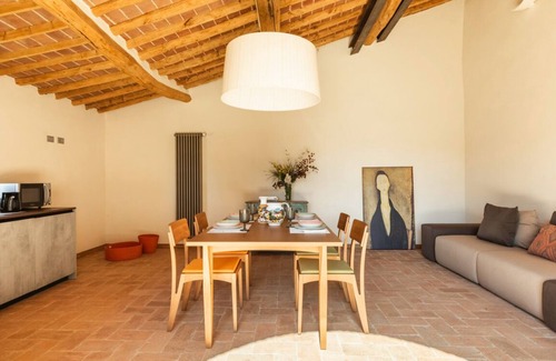 Suvereto Villa | Elegant residence located on a tuscan hill with swimming pool and a tennis court