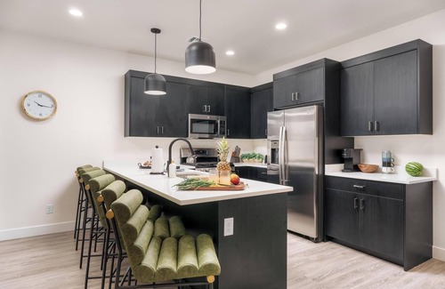 Hurricane Condo | Elegant Retreat Near Zion – Spacious & Luxurious - Private Spa