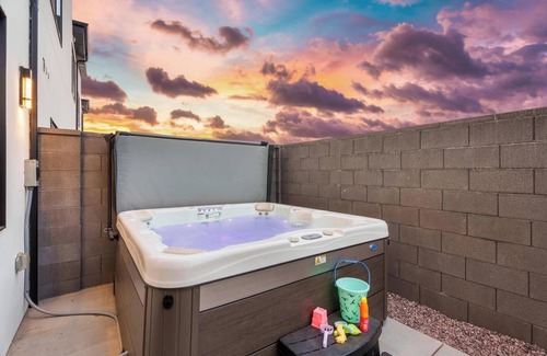 Hurricane Condo | Elegant Retreat Near Zion – Spacious & Luxurious - Private Spa