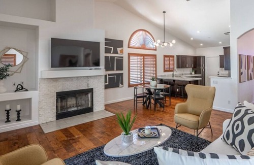 Paradise Valley Village House | Elegant Scottsdale Home with Pool!