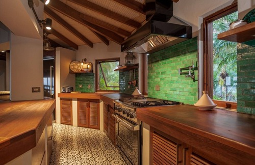 Virgin Gorda Villa | Elegant Seaside Escape, Peaceful Stay at Bakara Point