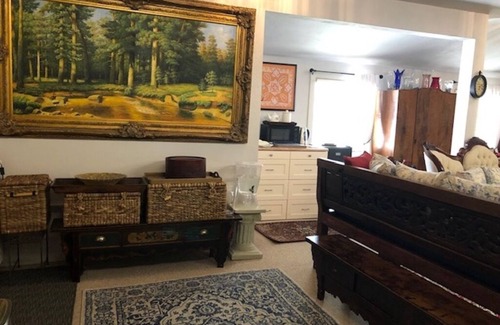 Claremont House | Elegant Spacious Private Studio ~ Upscale Berkeley