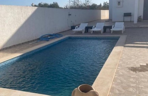 Erriadh Villa | Elegant stay at Villa Doullia