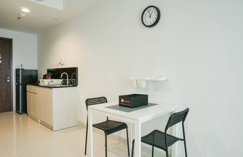 Jakarta Apartment | Elegant Studio at West Vista Apartment with City View