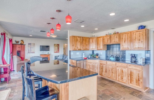 Bayshore House | Elegant Style, Comfort in Waldport 3-Bedroom, Neighborhood Playground Next Door!