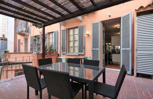 Porta Venezia Apartment | Elegant Terrace Suite