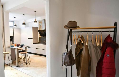 Arnaud Bernard Apartment | Elegant Toulousain - Central - Metro - Standing