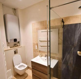 Arnaud Bernard Apartment | Elegant Toulousain - Central - Metro - Standing